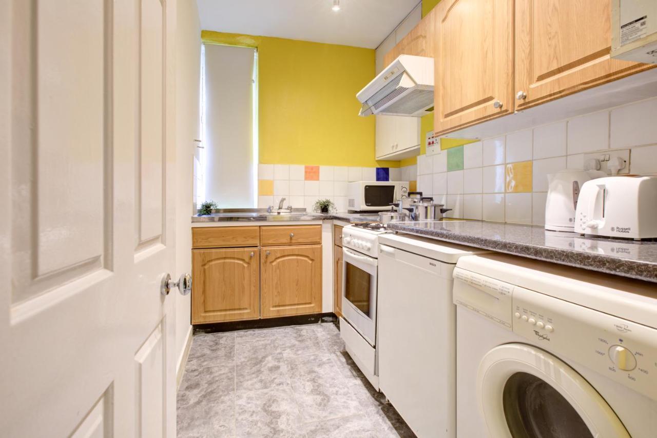 Oxford Street - Mayfair, Central London Budget Apartment Bagian luar foto